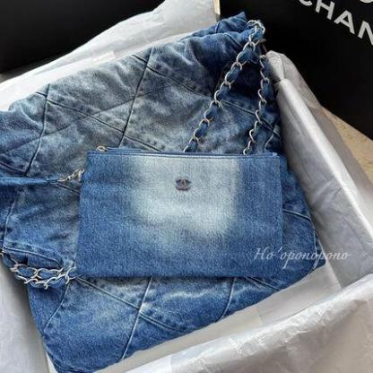 【希少☆色落ちデニムで爽やかに】CHANEL 22 デニムバックパック